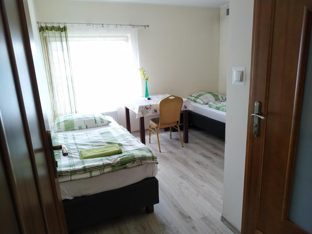 Gosciniec W Ogrodzie Apartment Brusy Exterior photo